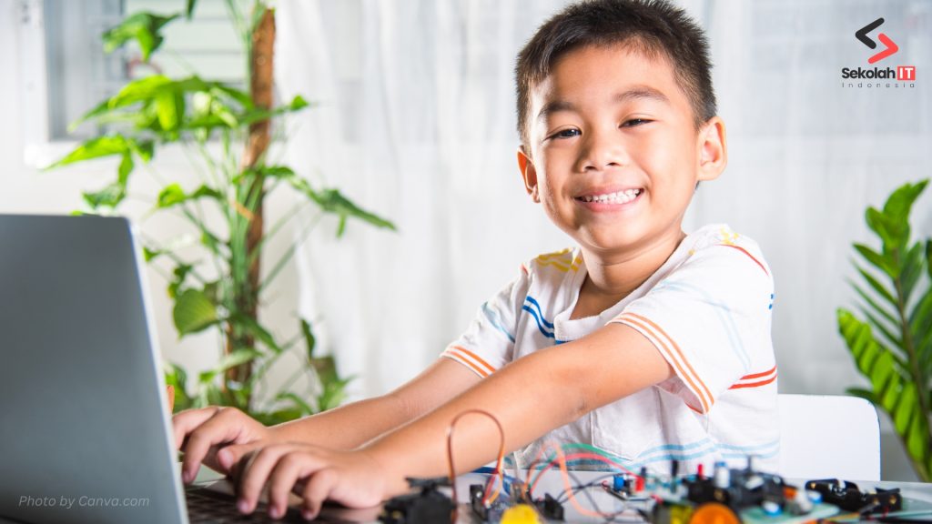 Manfaat Belajar Coding untuk Anak SD - Sekolah IT